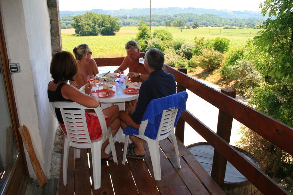 Naturist Hotel Peyraille Libaros Zewnętrze zdjęcie